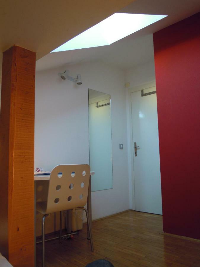 Rainbow Rooms Ljubljana Rom bilde